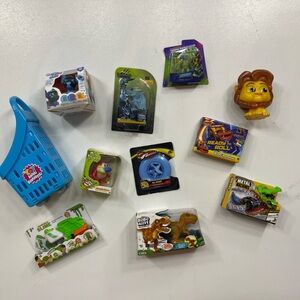 Toy Mini Brands Bundle